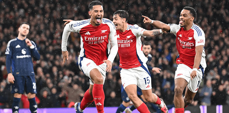 dean-jones-manchester-united-can-phai-khac-phuc-rat-nhieu-dieu-sau-tran-thua-0-2-truoc-arsenal